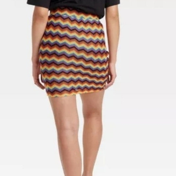 Pride knit skirt - Picture 3 of 8